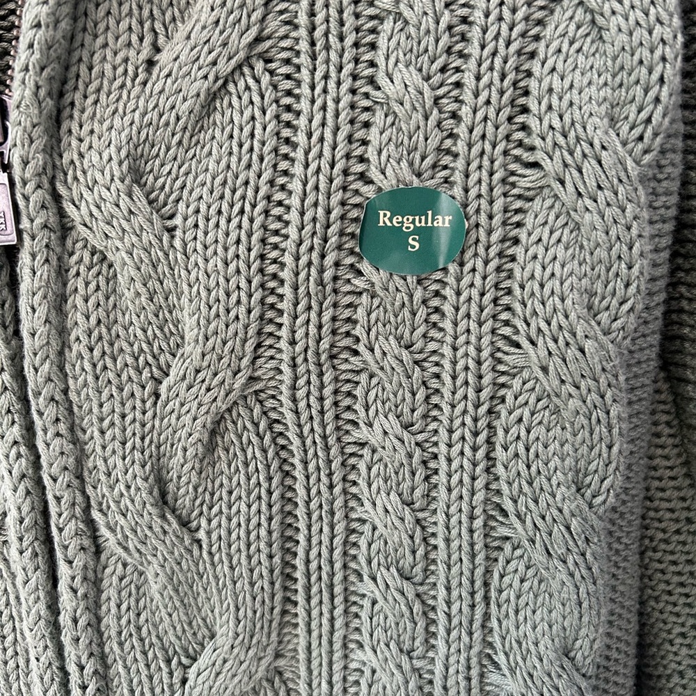 L.L. Bean Double L Green Zip Up Sweater with Cable Knit Pattern NWOT - Picture 3 of 5